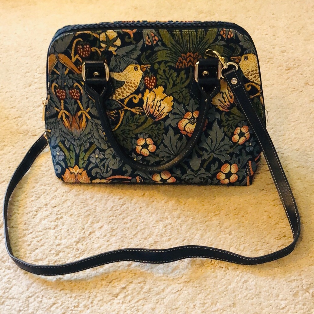 William Morris Strawberry Thief purse
